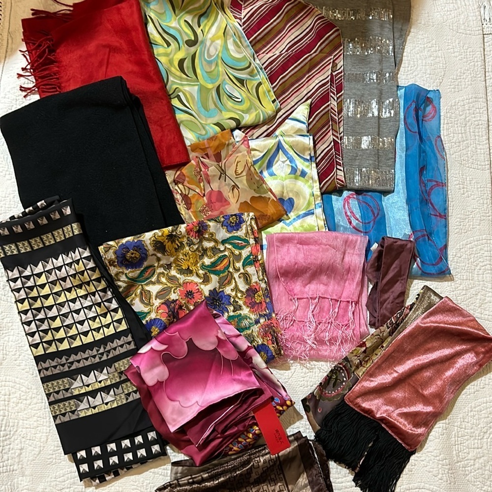 Scarves Bundle of 15.